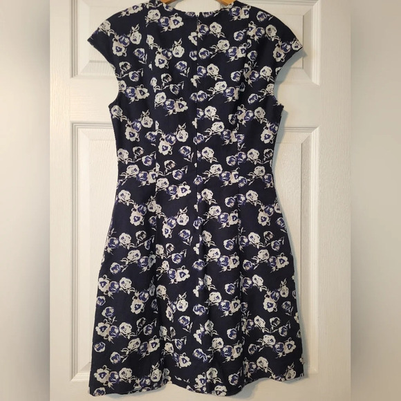 GAP Cotton Linen Blend Navy Blue Floral Dress Size 6 - Picture 3 of 5
